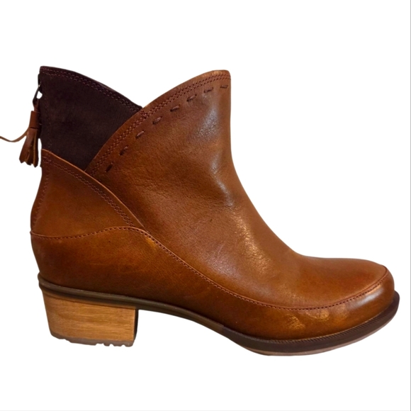 Chaco Cataluna Mid Boot Women's 7 Leather Brown Tan Zipper Heel Ankle JCH107490 - Picture 1 of 7